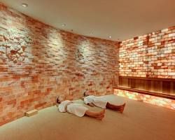 Pink Salt SPA